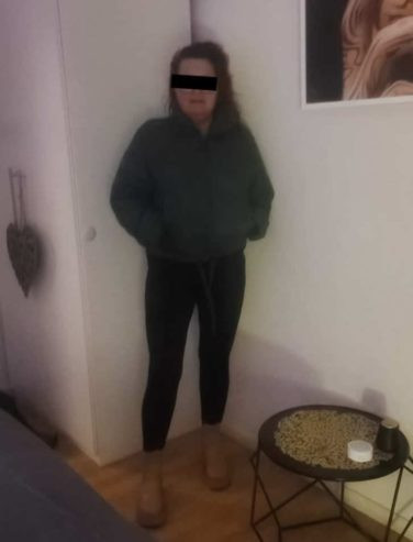 Tina aus Polen: Schöne Stunde 100€, halbe 50€