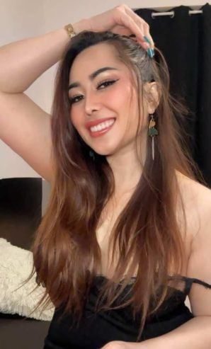 TOP Massage-Girl, Zärtlichkeiten & Sex (nur safe)!